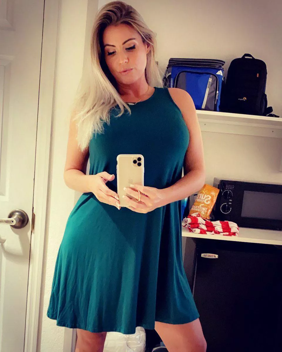 Coco Vandi posted by handycock69