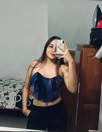 Crop top all day long posted by fehattakoroh