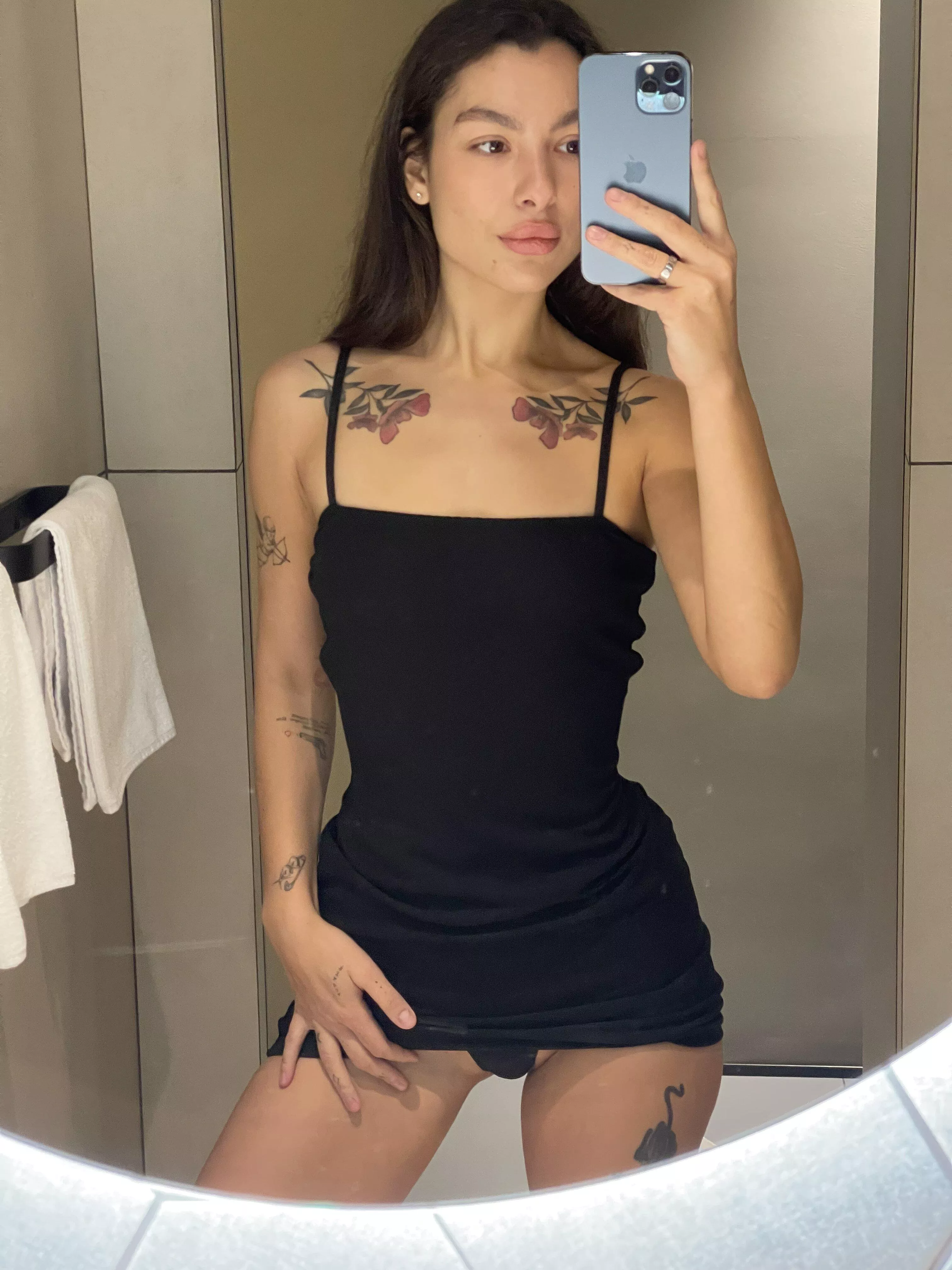 Do you think this dress isn't too short, or is it just right posted by petalcharm