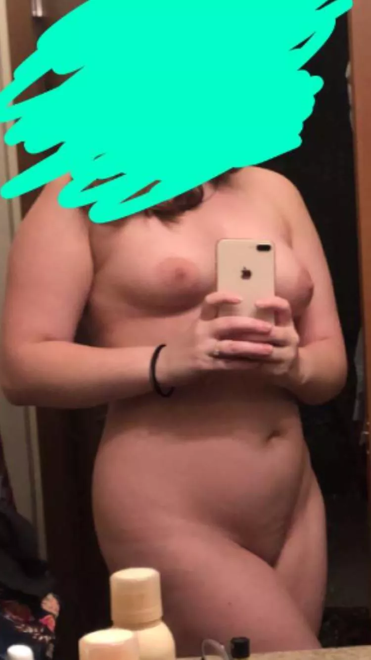 [F] 26, 5’7’’, 155 posted by bareambition1680