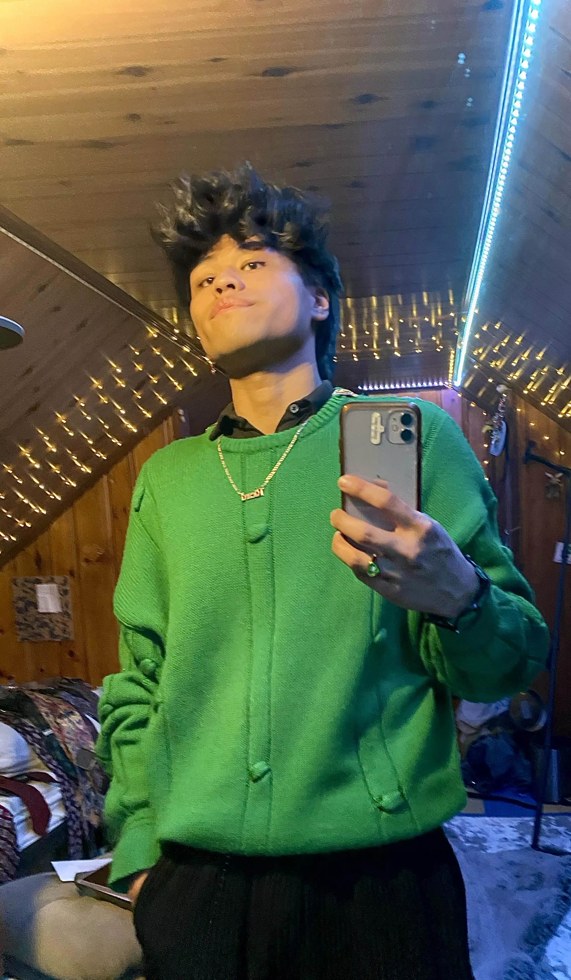 from a few days ago. hey y’all :) posted by Economy-Homework1934