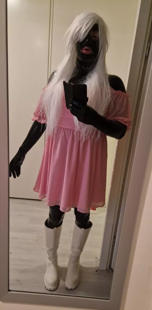 Getting ready for a walk by leedsNL