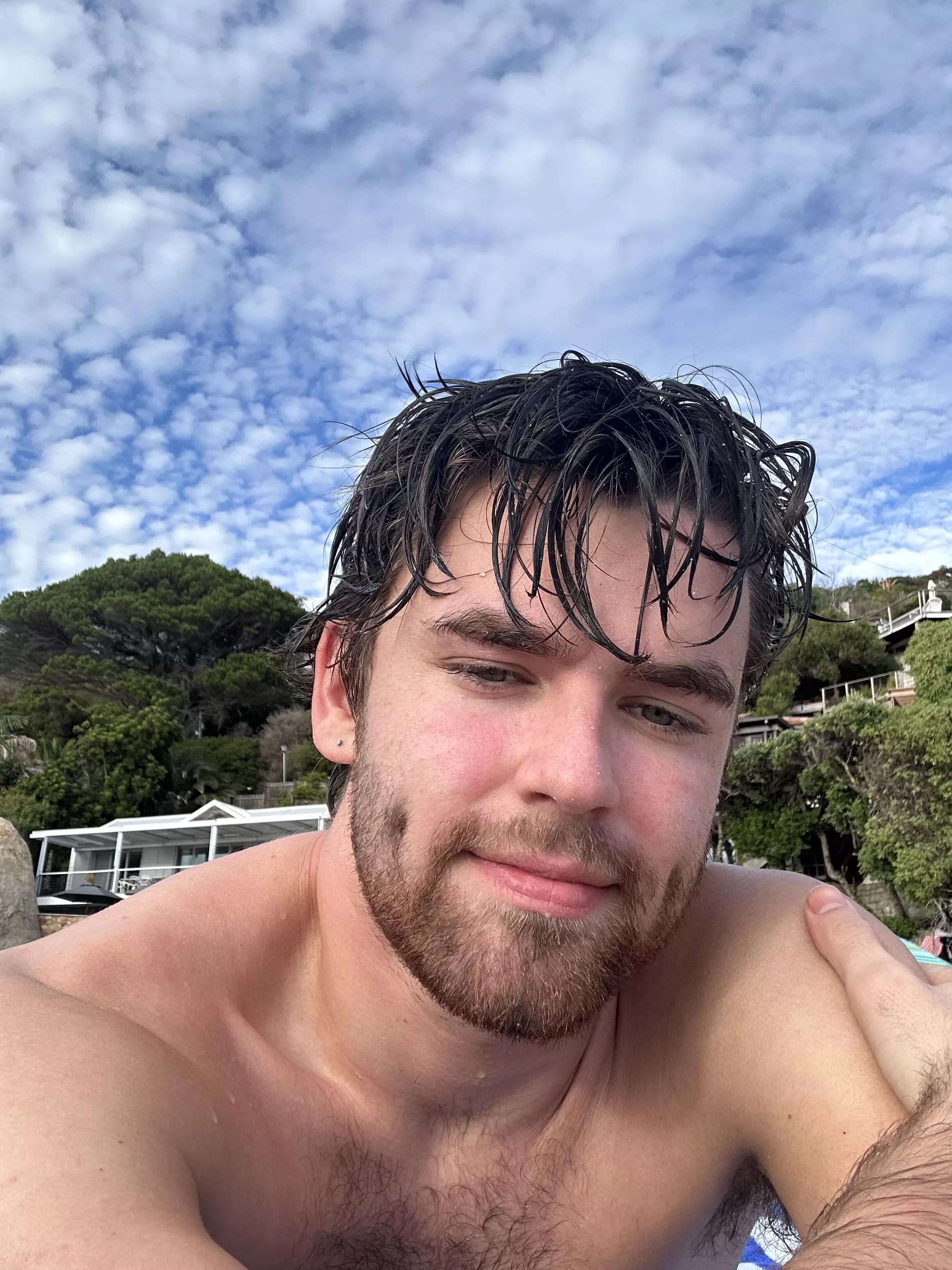 greetings from Cape Town 👋🏼 🇿🇦 posted by gayboy0028