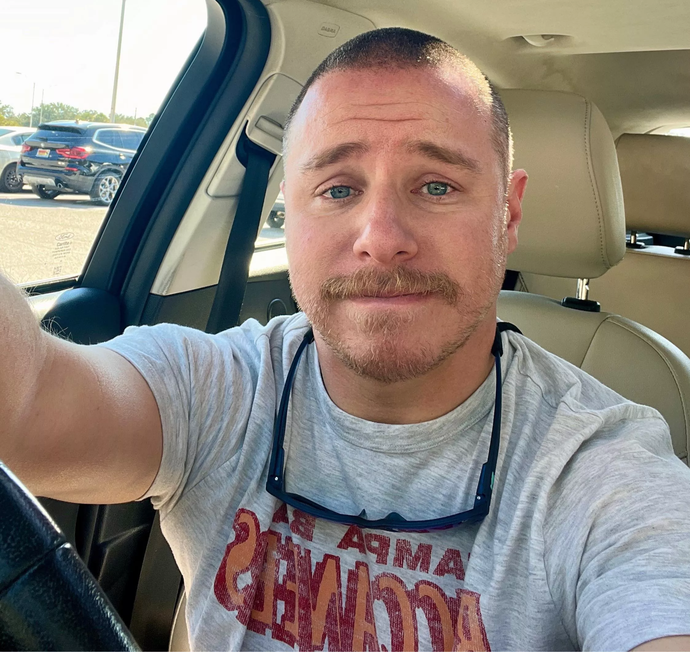 Happy Saturday bros. Visited the campus of my alma mater and suddenly feel like the oldest person alive lol posted by jaybirdbull