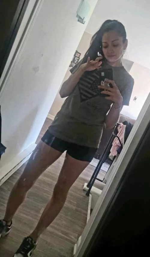 Have a great weekend. by Leggylibralatina