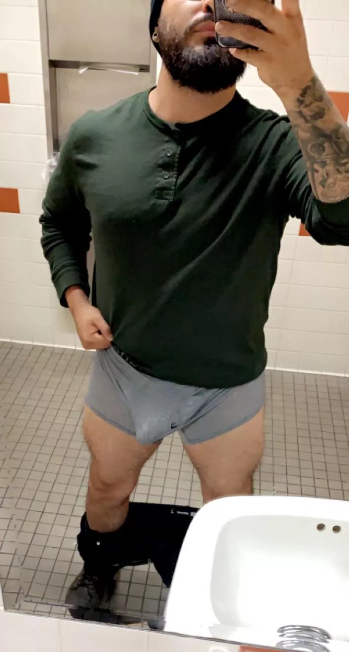 HMU posted by Jazzlike_Delivery634