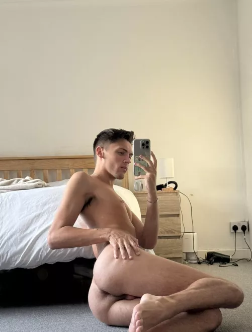 horny while waiting for the game too load by josh07103