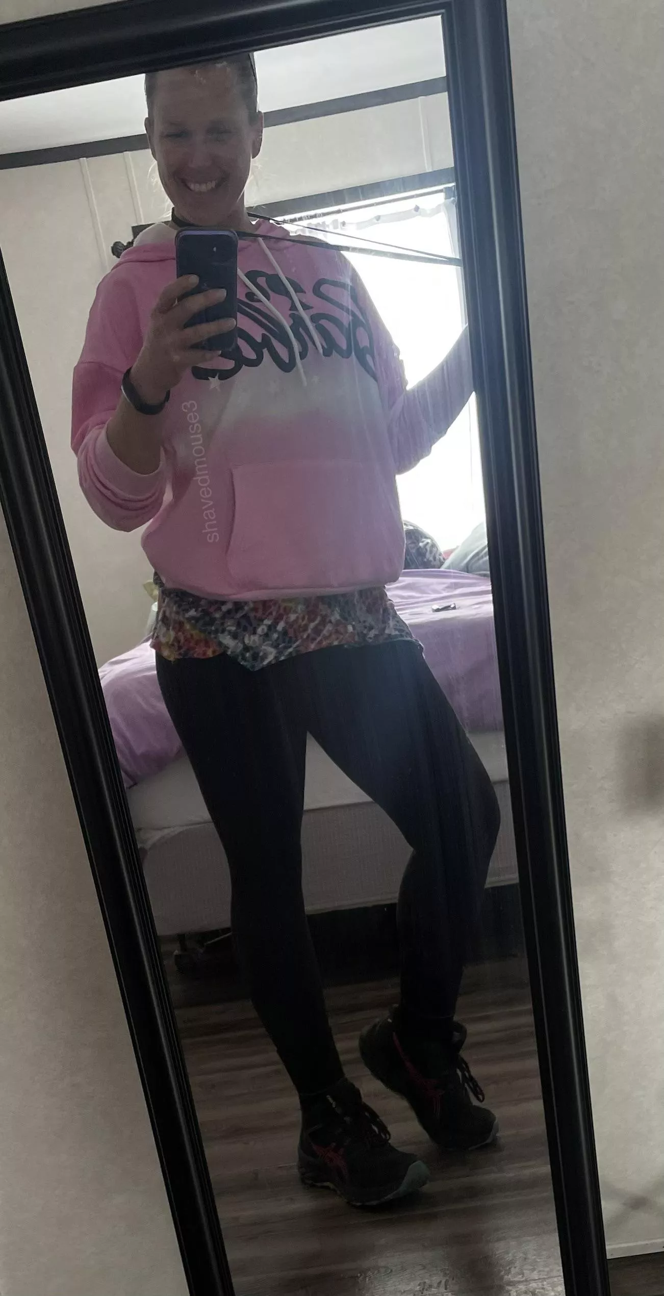 I feel pretty in Barbie pink posted by shavedmouse3