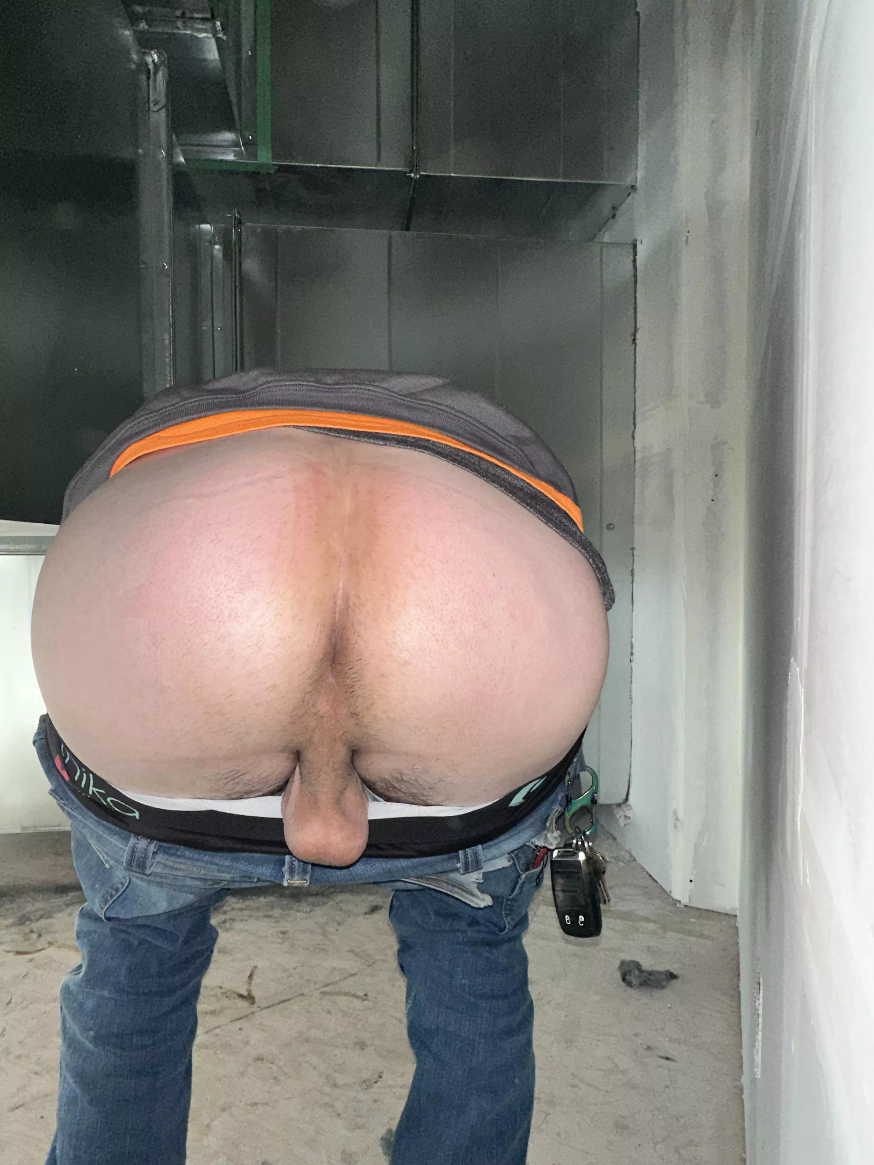 I have been looking for a “Bate Bro” for a few years now. I’m straight, but would love to have a friend to masturbate with when I’m super horny. I think it would be more fun than jacking of alone. How do I find some one like that? lol posted by str8d1ck