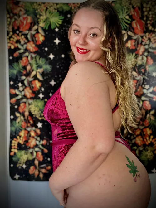 I love this red velvet lingerie, how about you? by WorkNumerous