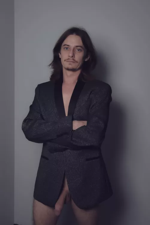 I prefer to not wear a tie. by Maximum-Variety-6351