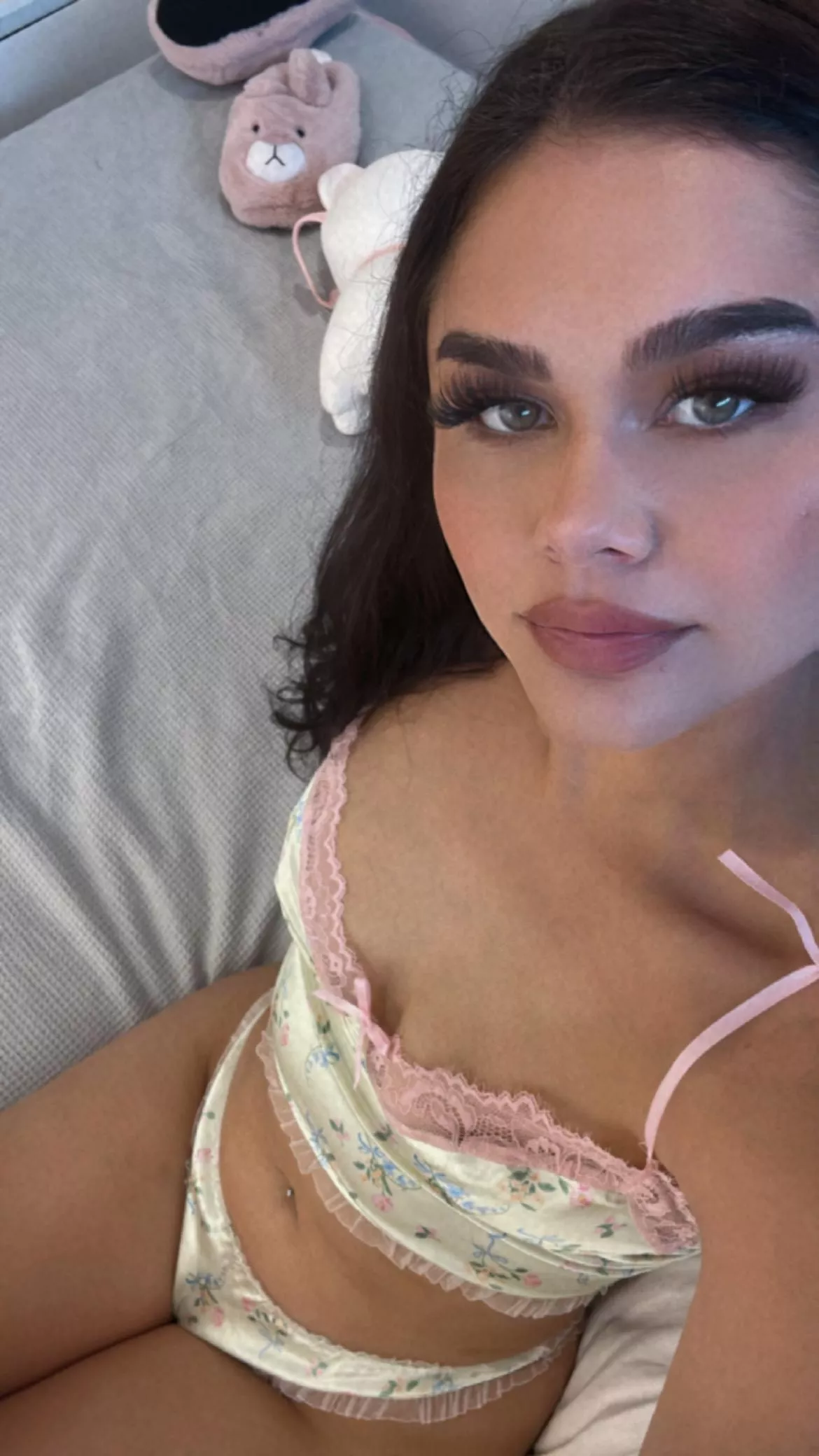 I wanna practice deep-throating on your cock posted by Pink_LOvere