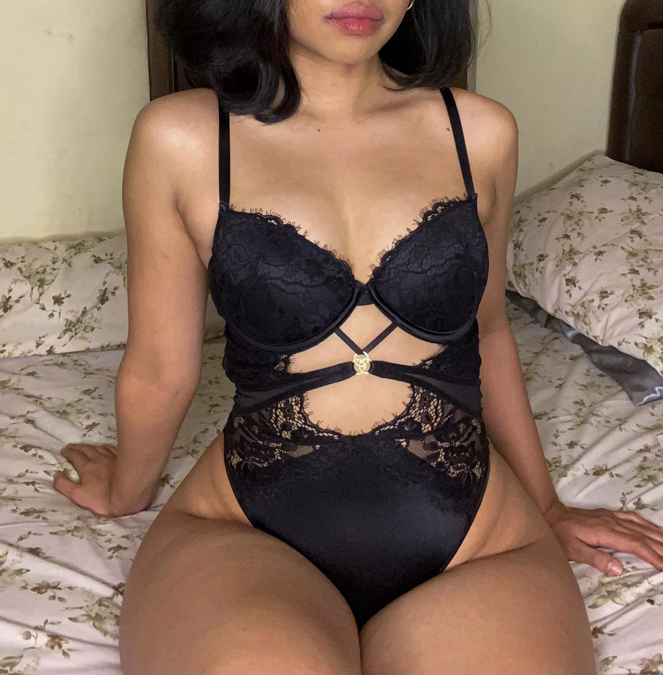 I want to be touched posted by buzz_peach