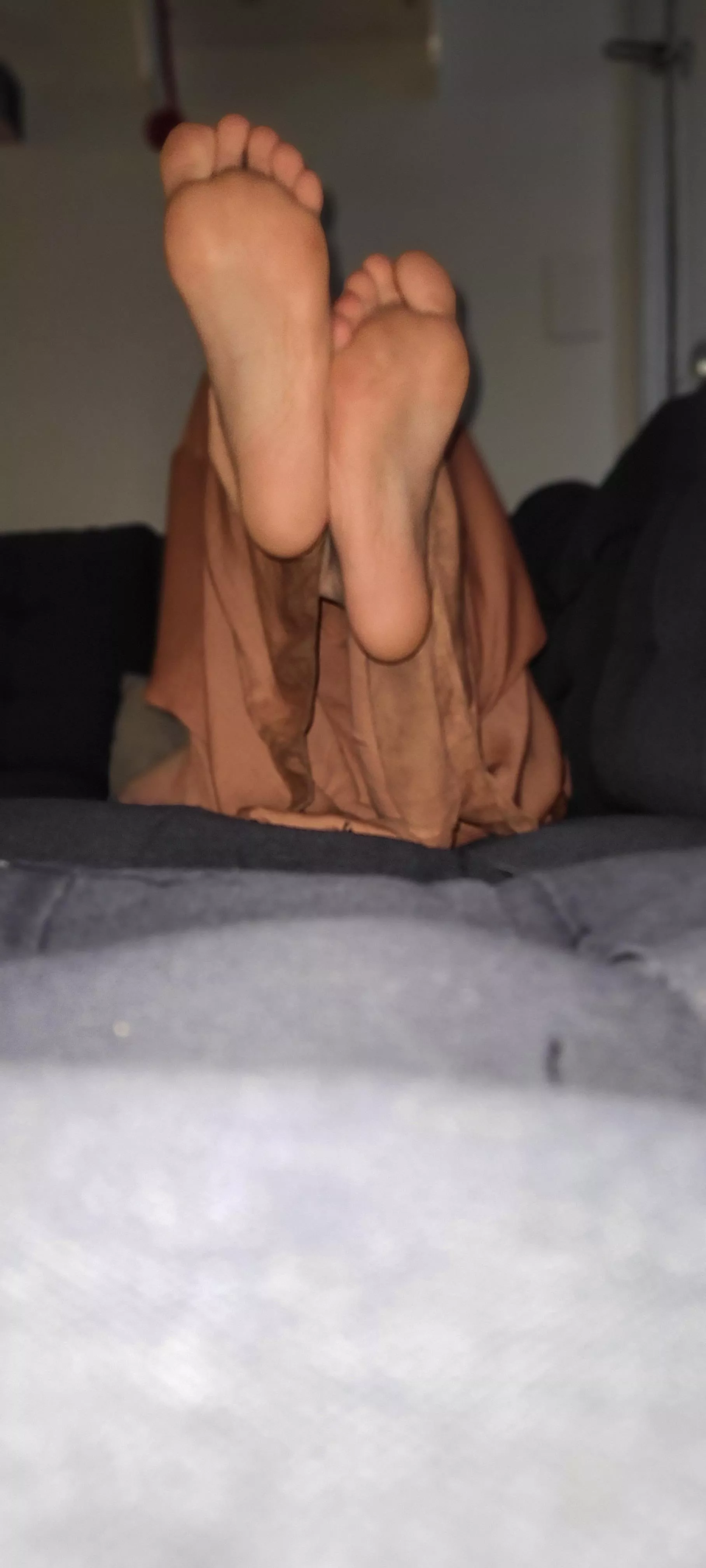 If you had only two minutes alone worth my feet what would you do? posted by MyCuteSoles