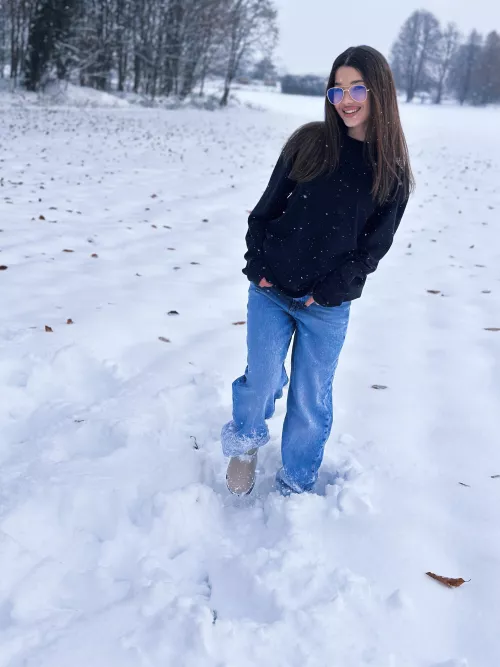 IUTR by Valentina-Marie