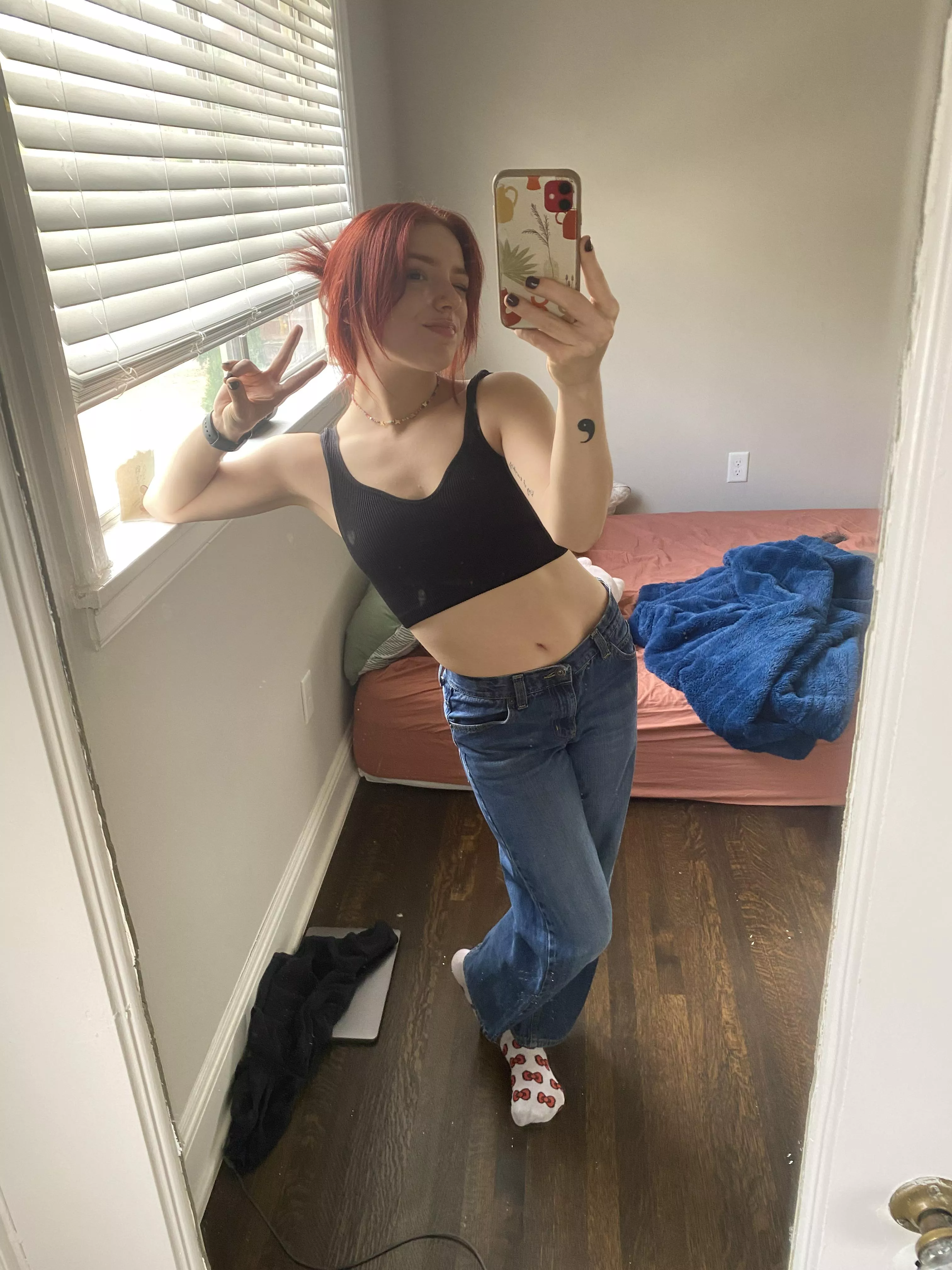 Just turned 18 this week!! What would you do to me if u only had 5 min? 😈 posted by Hot_Post7398