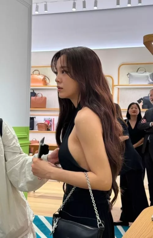 Kim Sejeong by Lopsided-Hornet547