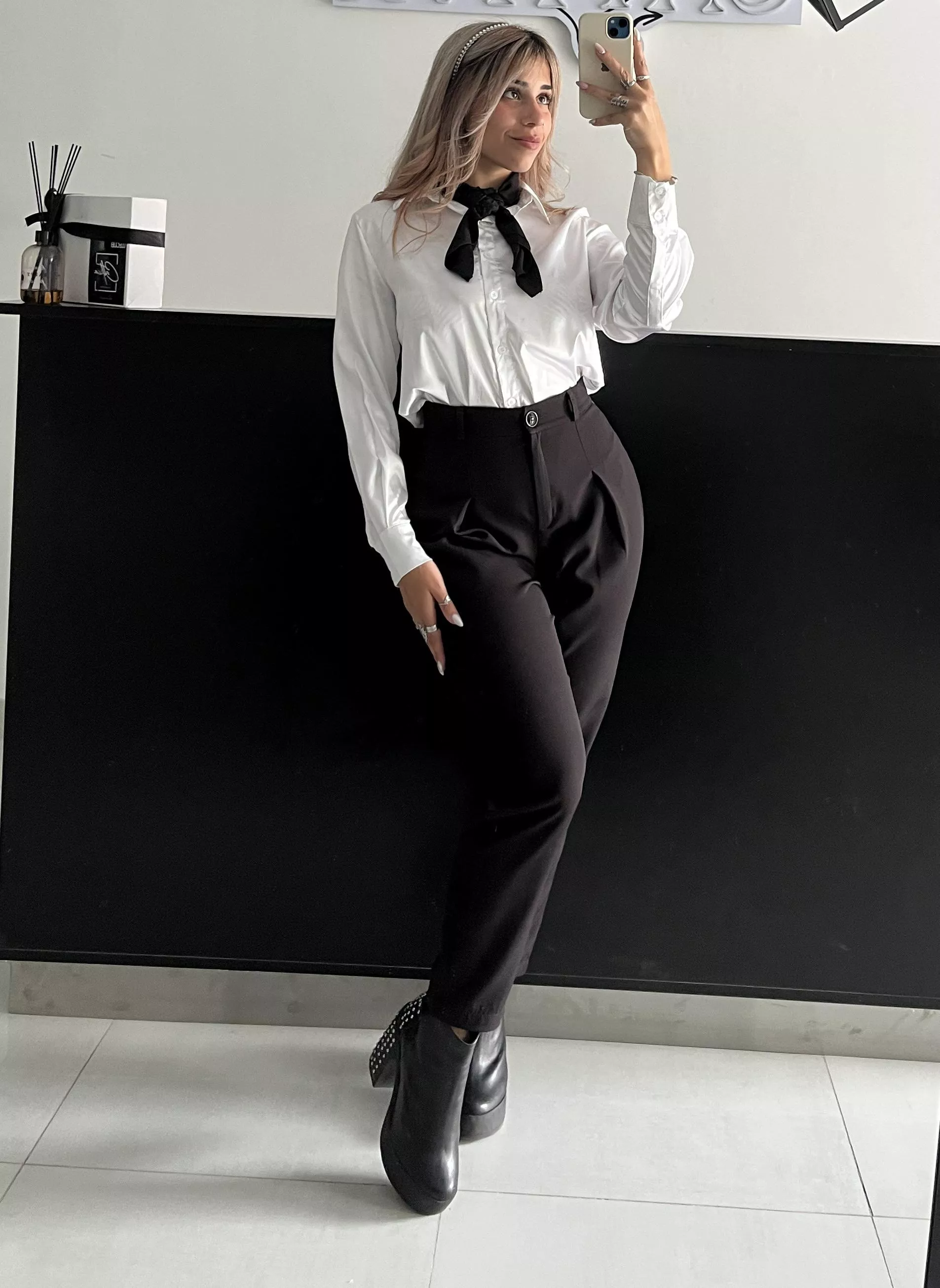 lovely outfit posted by Blonde_Malena