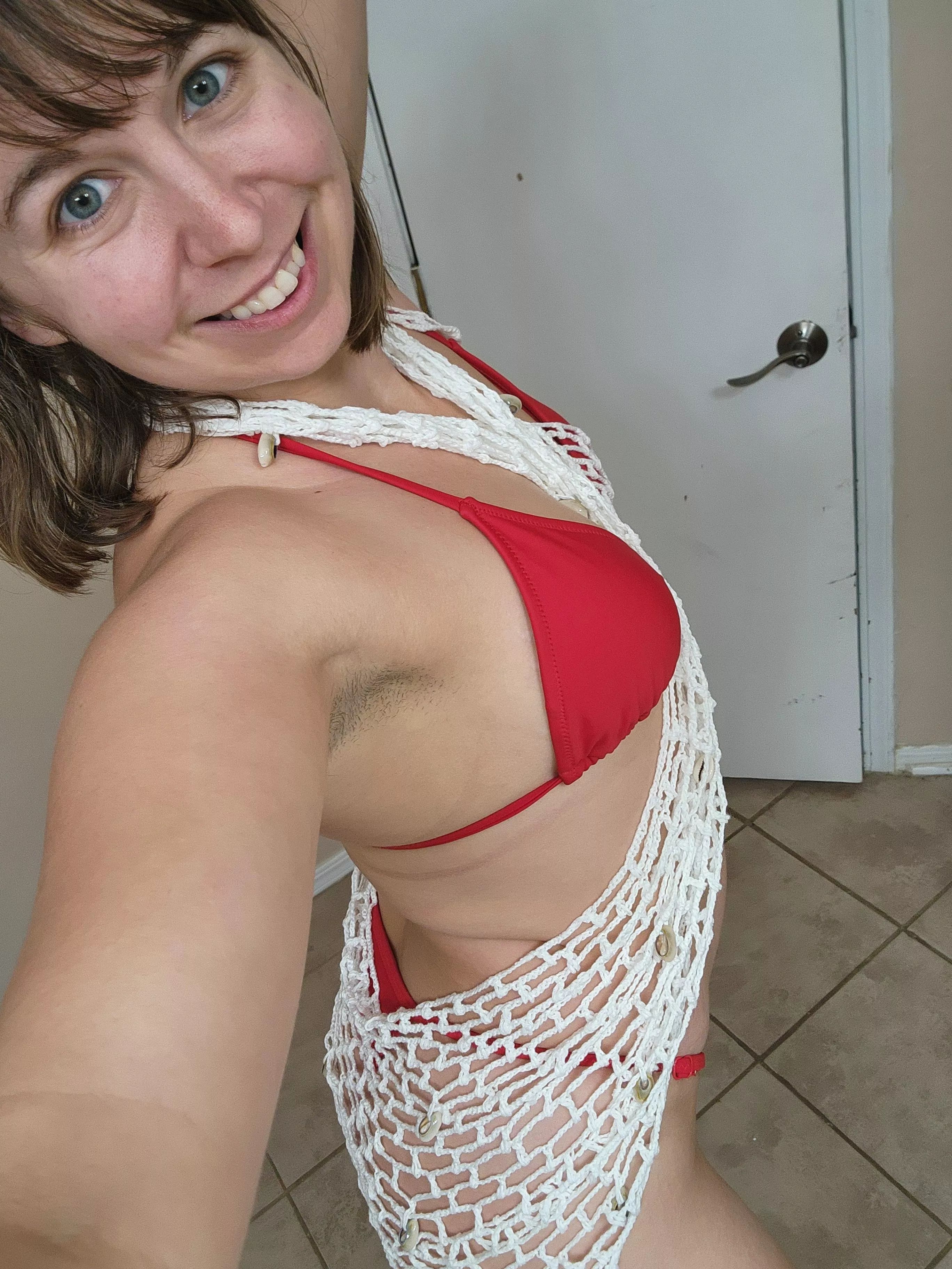 Mom of five, still rocking a bikini posted by HopeHotwife