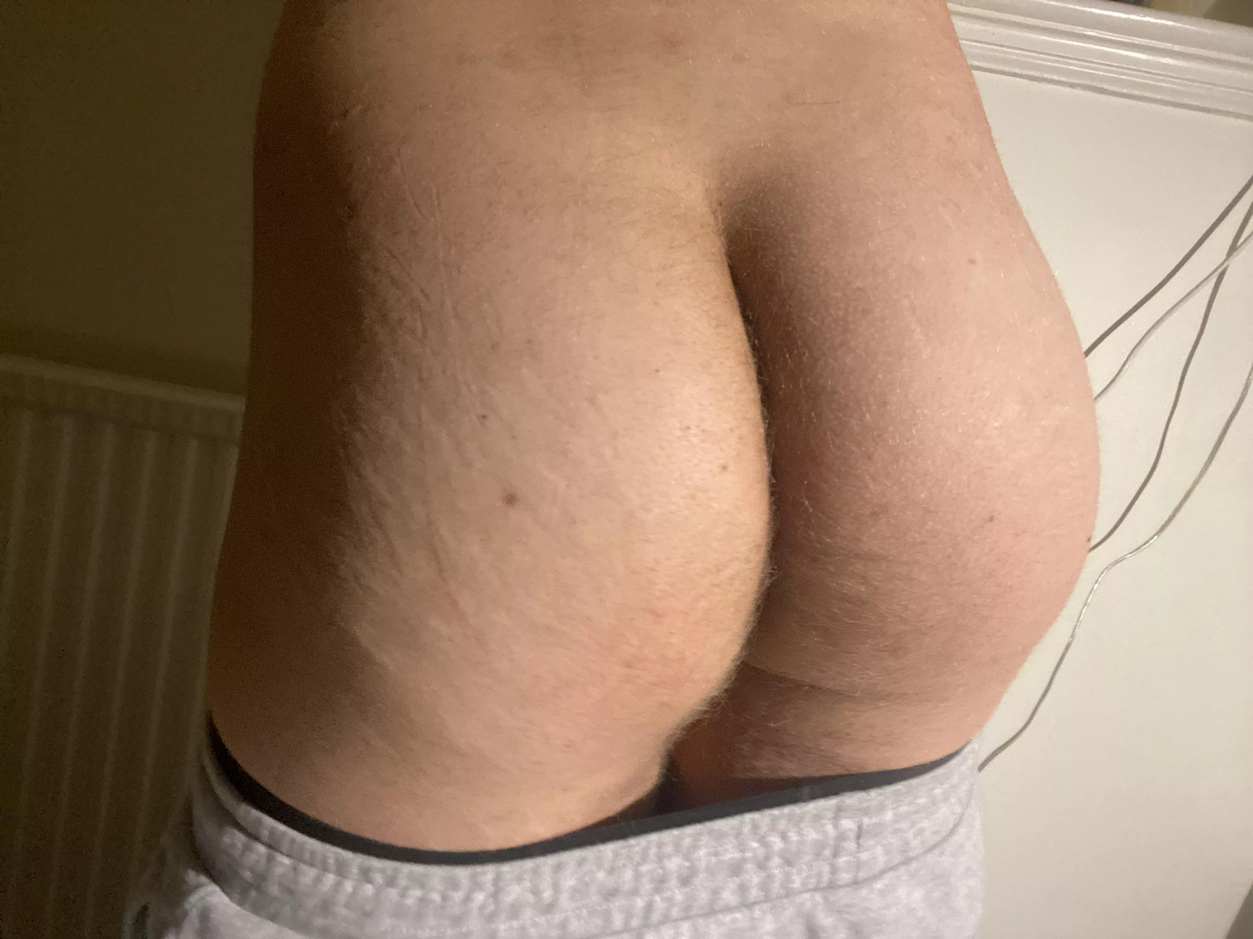 Need a real man to teach me I’m nothing but his bitch posted by Throaxe