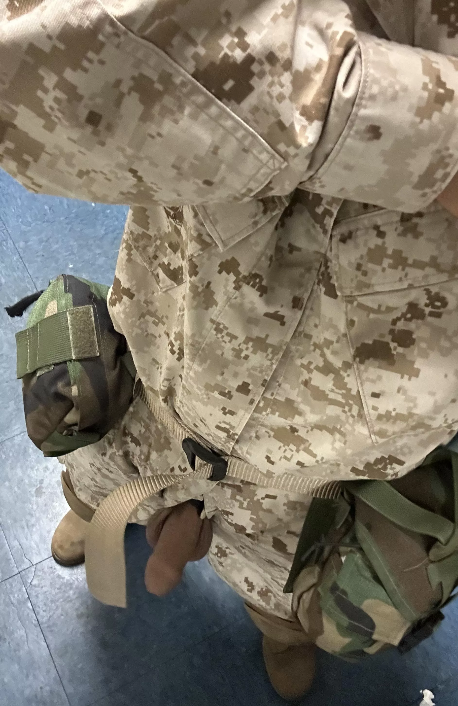 On your knees to service me posted by thiisguuy1