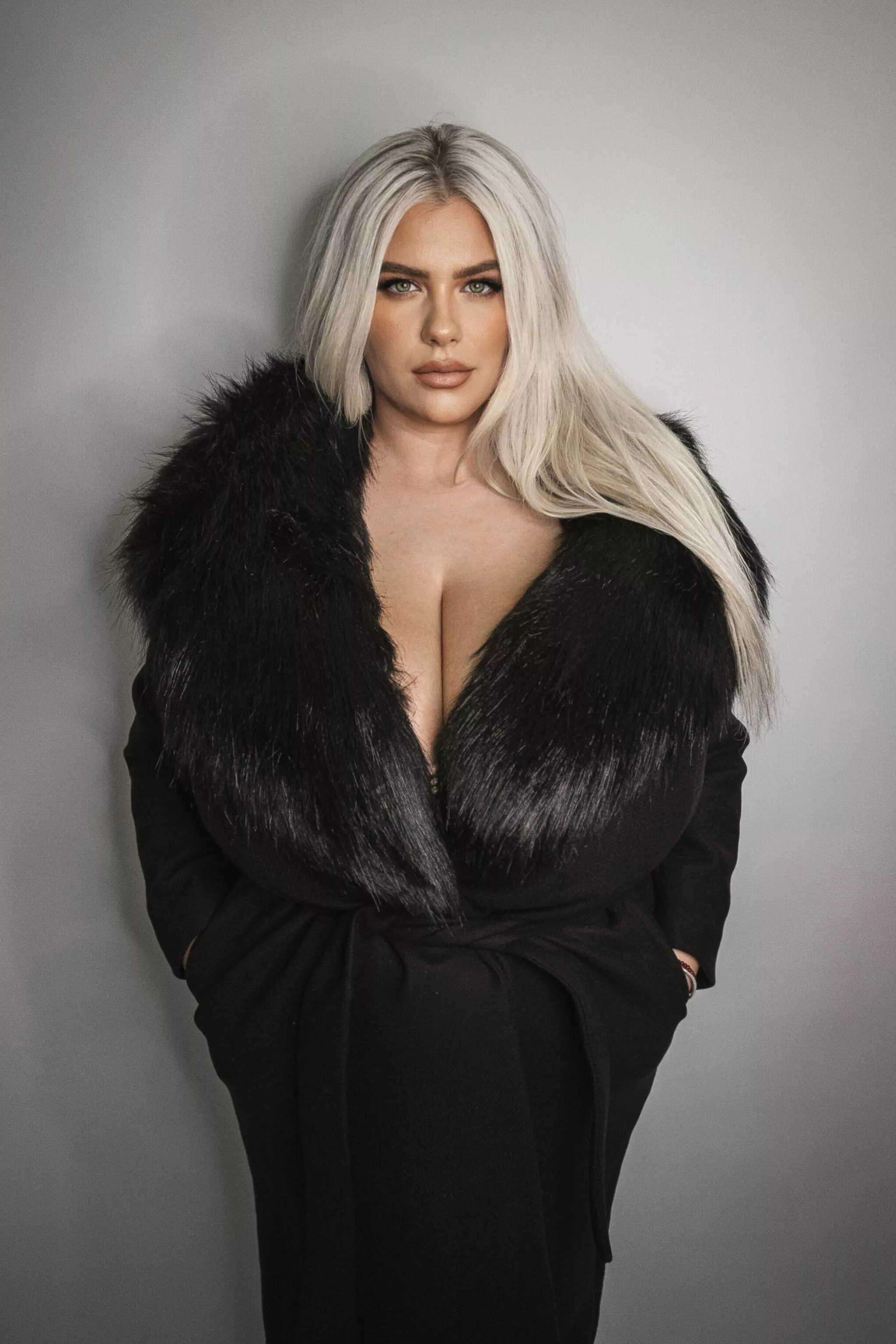 Queen of Spades. 👑 ♠️ posted by ninaphoenix_