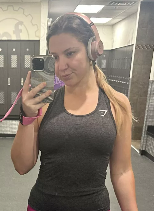 Ready to do my daily workout by Scutiferorm