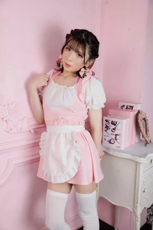 Real men wear pink or something by Hibari-Collection