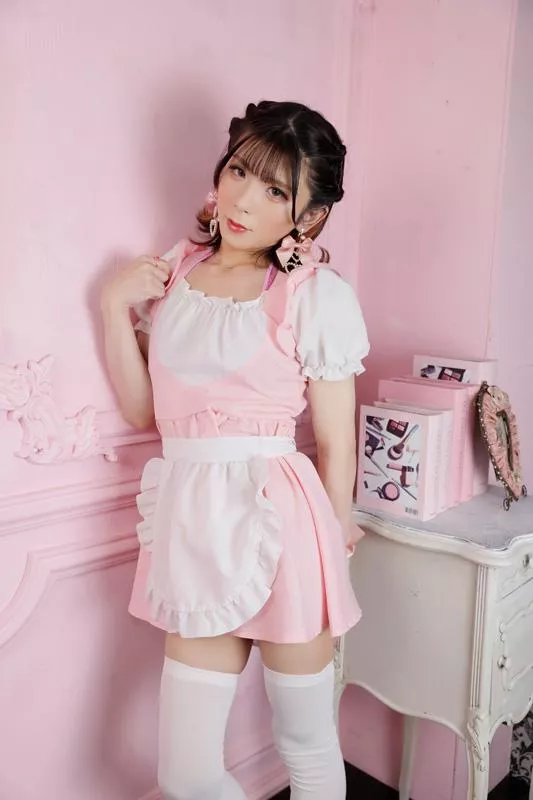 Real men wear pink or something posted by Hibari-Collection