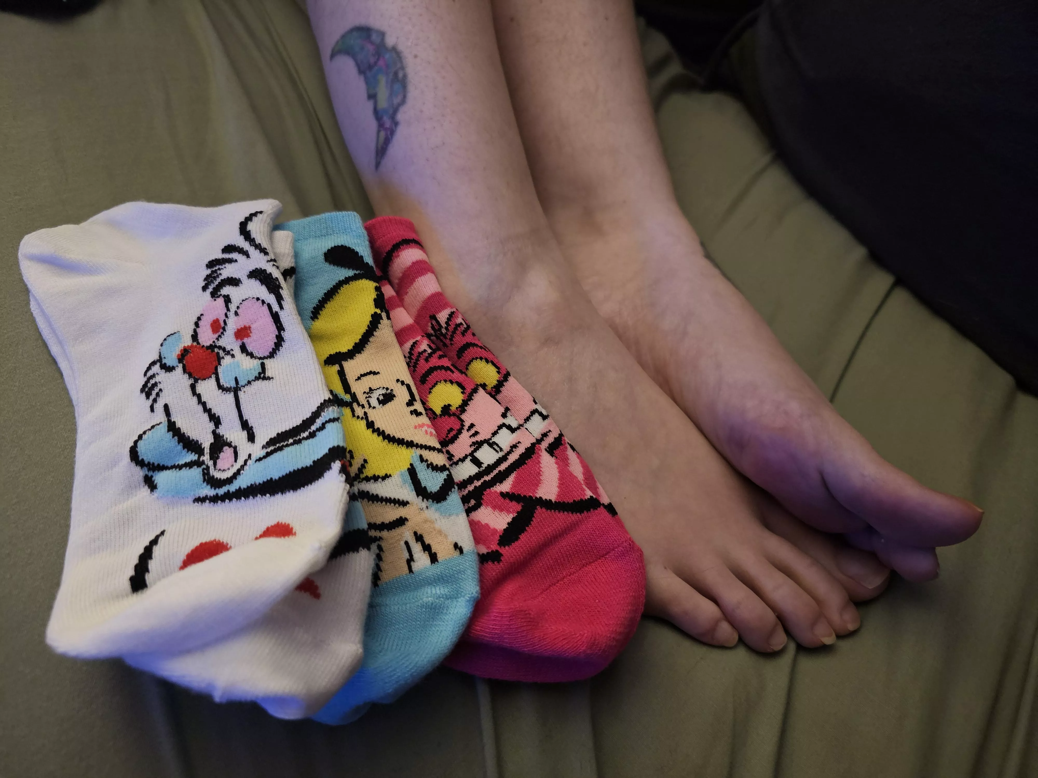 Showing of my new socks posted by KatsLuckyPaws