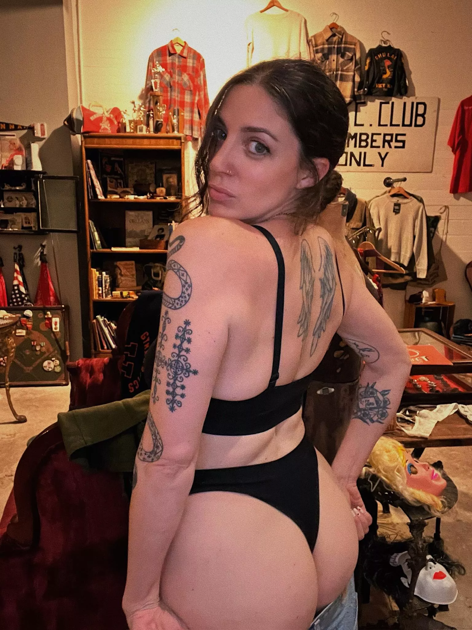 The perfect thong posted by PrettySadieReed