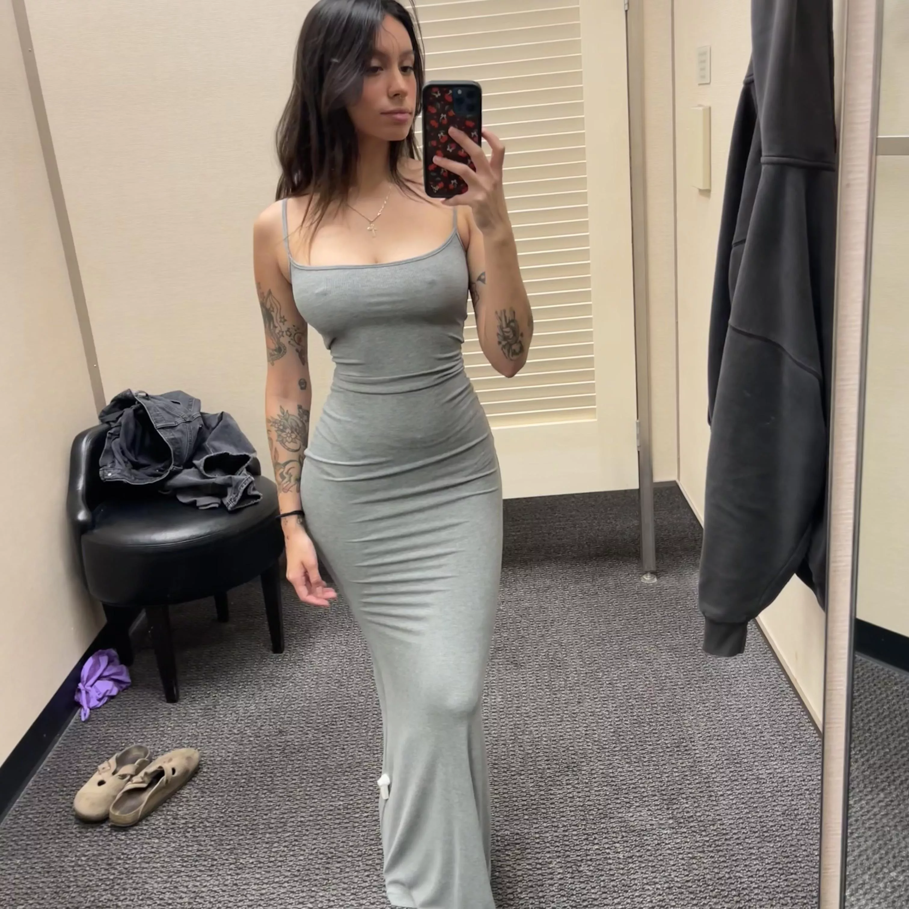 this dress really flatters my body posted by Tokk7