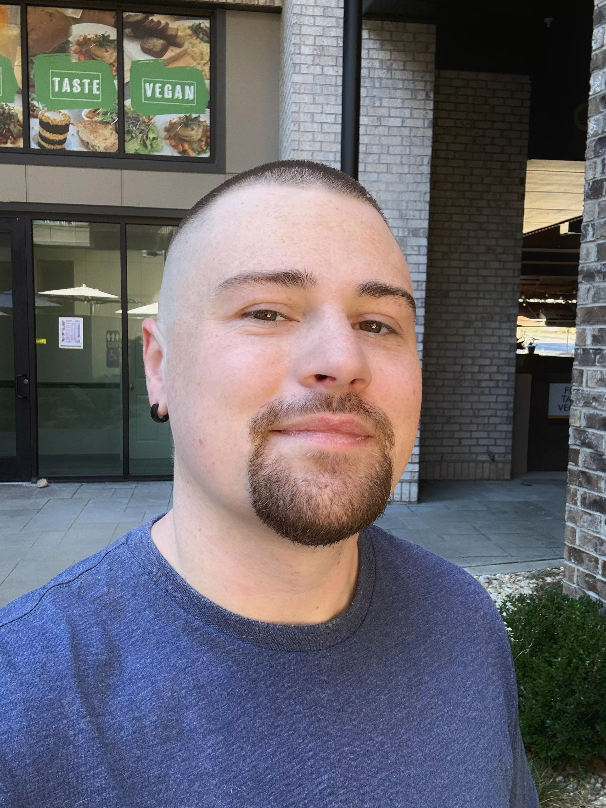 Trying out the goatee look again posted by tassyguy