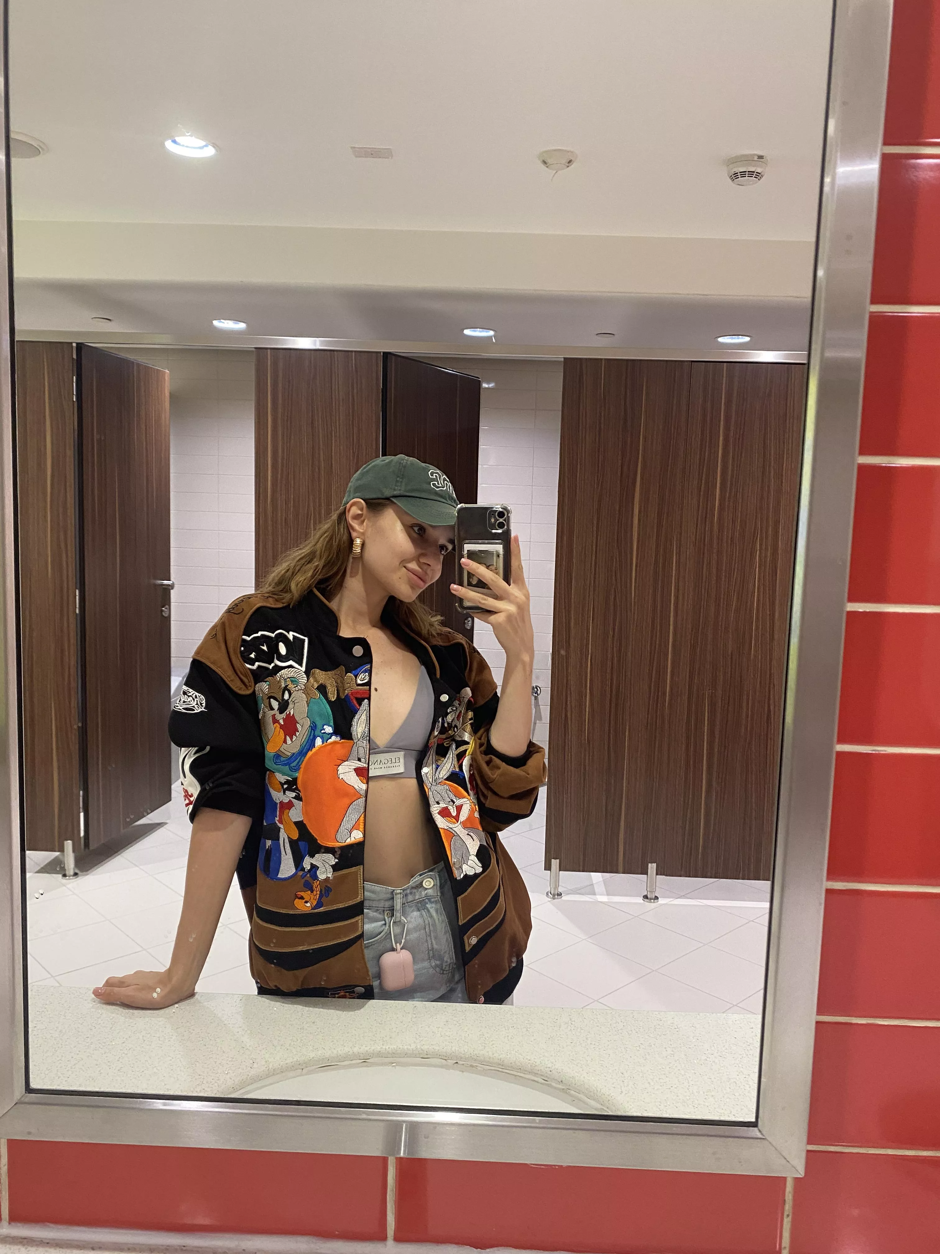 Want to feel the electric chemistry between us posted by Knohno