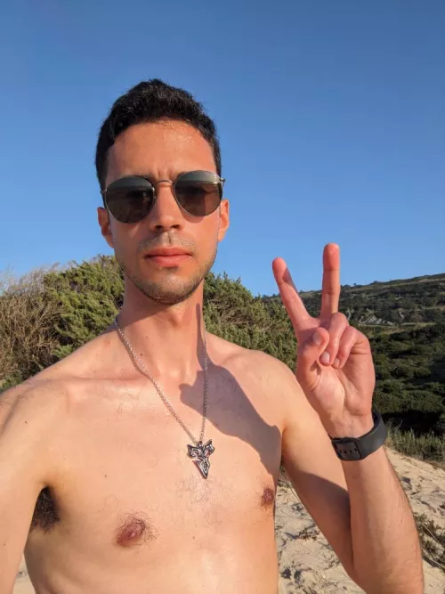 Wishing this was Besaid Island by redroserade