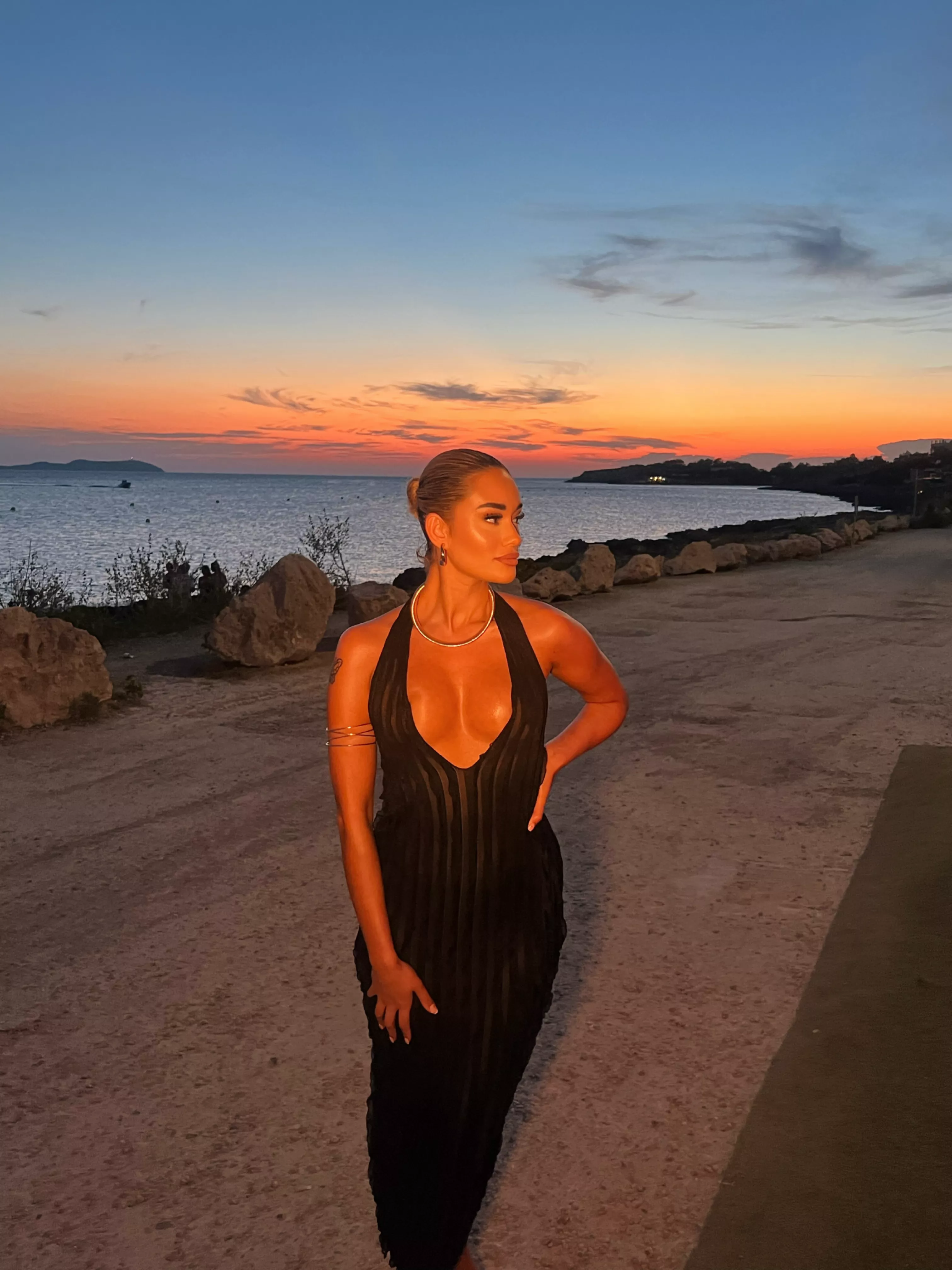 Would you ask me out if we met in public? posted by WorldlinessOk7796