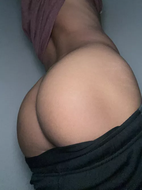 18 Anyone wanna destroy this brat 🤭 by Ok-Option-8015