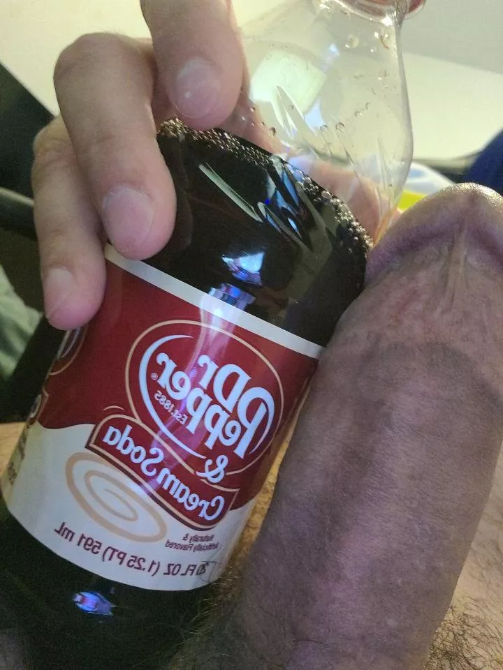 36M visiting Seattle next weekend. Experienced, clean, recent test and vasectomy. DM for more details! posted by Starr-Jay