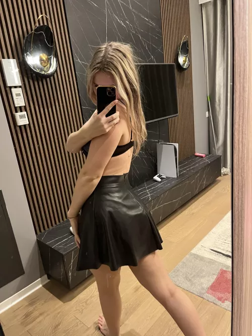 Am I cute enough to marry, or just fucking material? by Commercial_Loquat_7