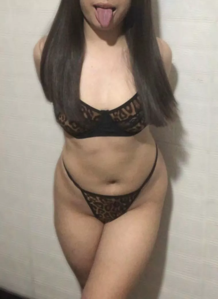 Am I your type of Asian girl? posted by Lilithbabygirl
