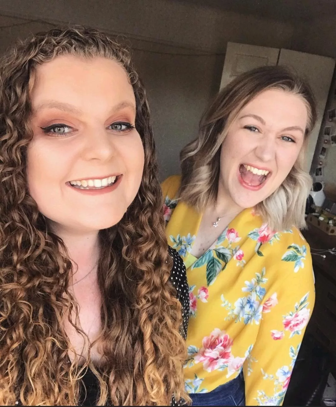 Blonde or brunette [2] posted by TieFickle3722