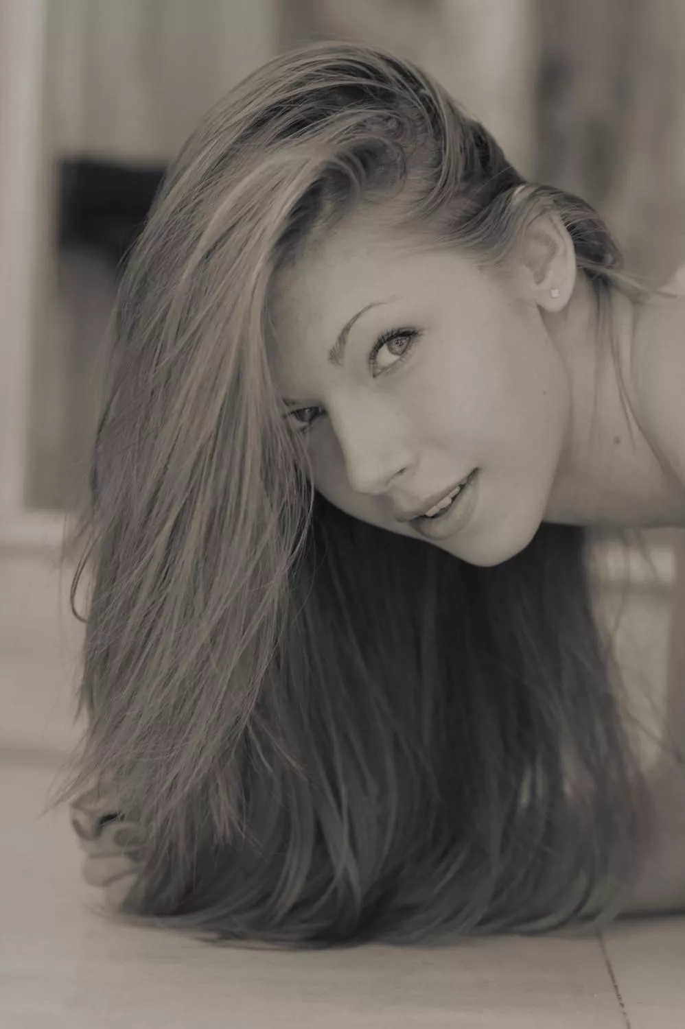 B/W posted by vorsio