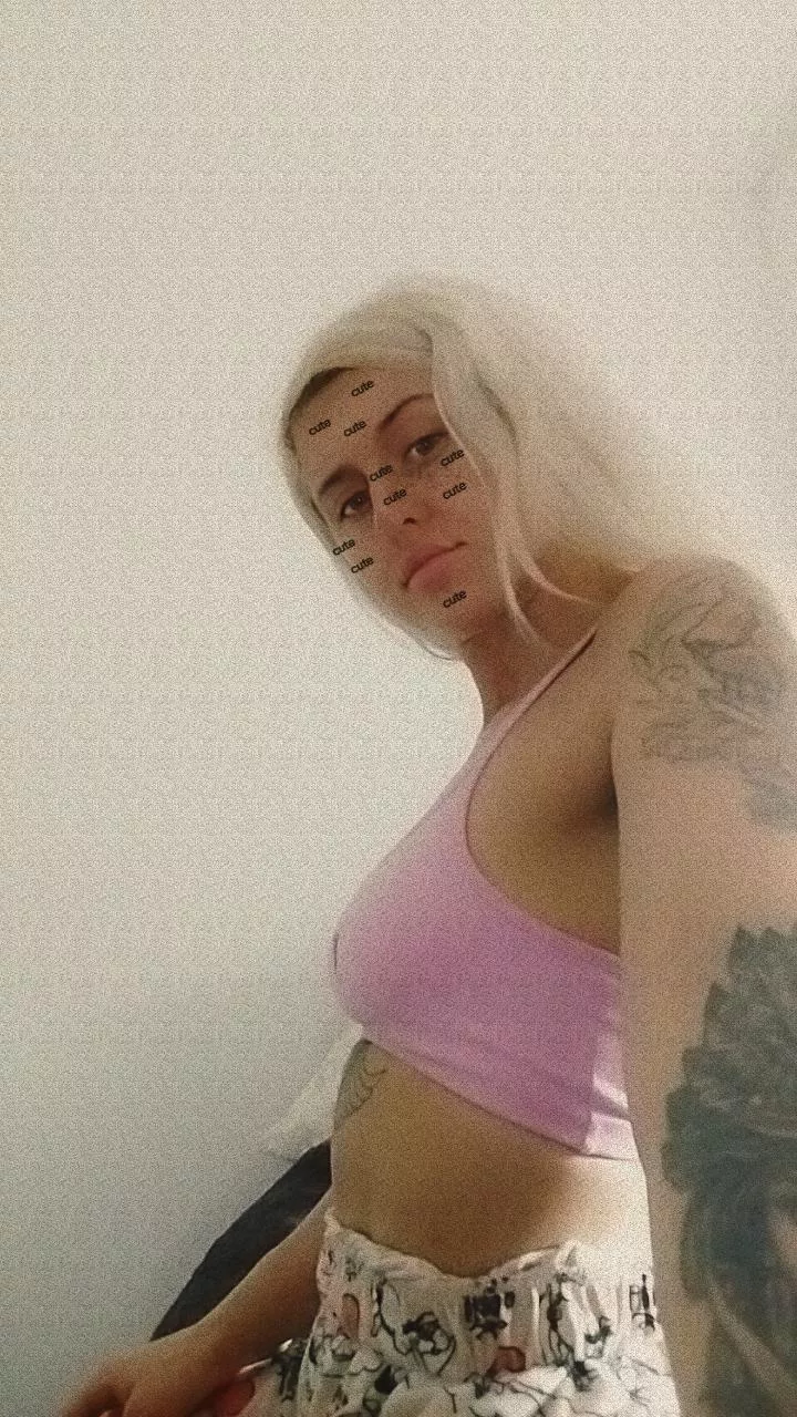 Dm for the last spot 😋 posted by Decent-Swimmer-6189