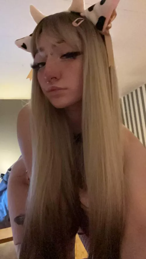 do you think we'd make a good couple? by Maxieitner