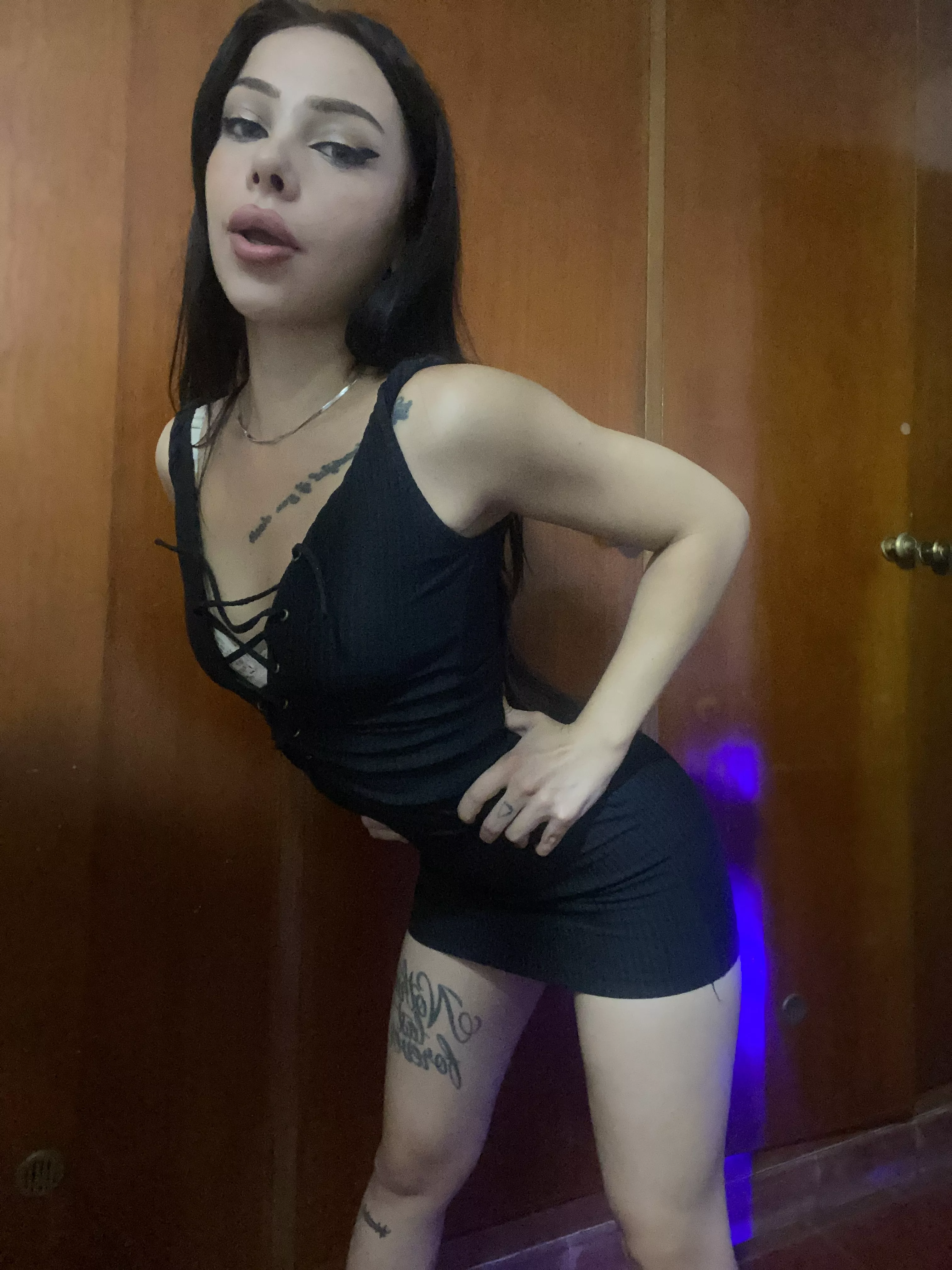 Elegant in Black posted by TurnOko