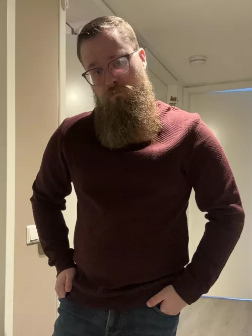 Feeling cute. Might delete it later by Dutchfanboy