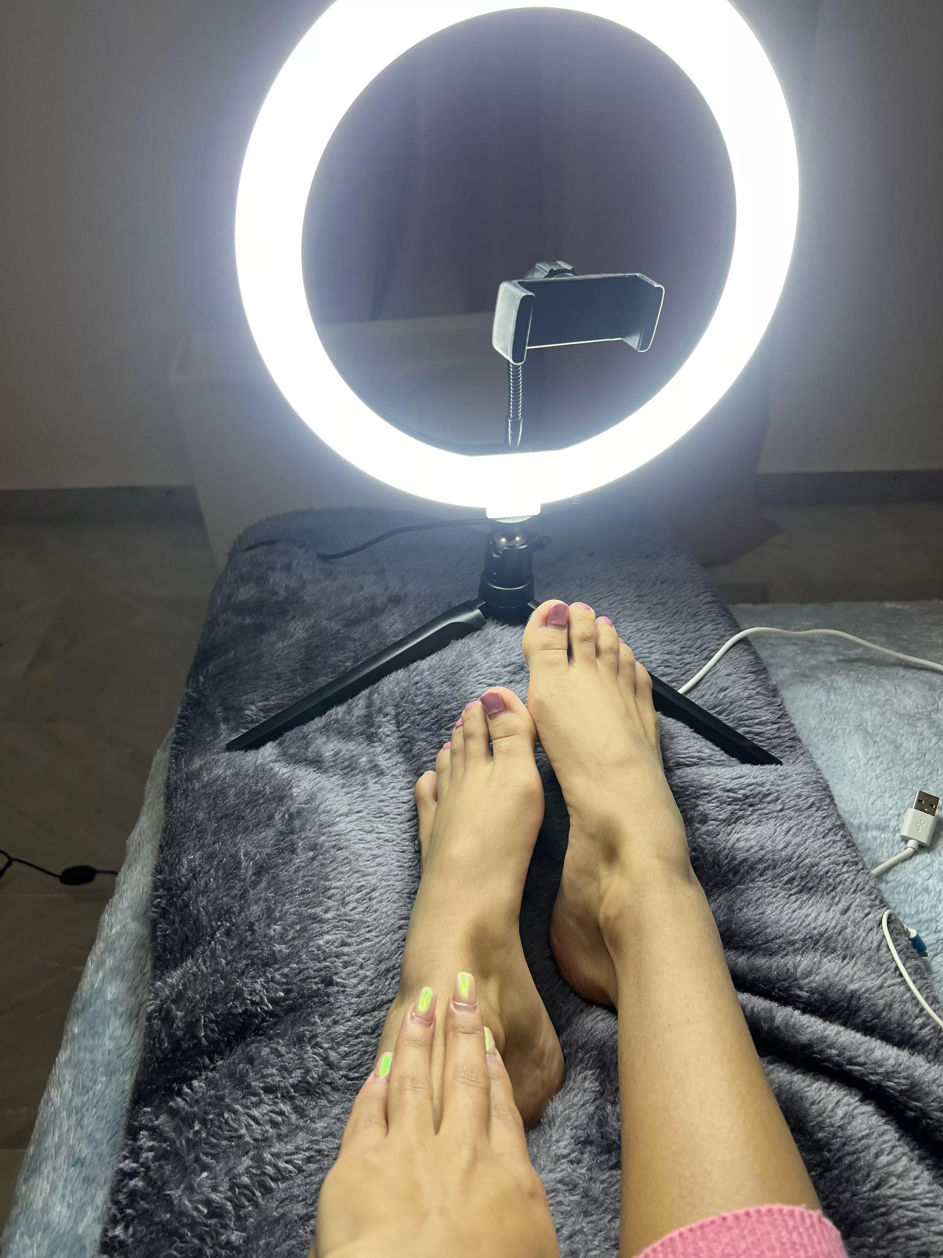 Feet day OC posted by Jamilalak