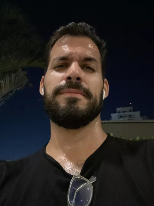 Hard gym session tonight. Now I’m ready for pizza! Who’s joining? by Super_Mongoose_7374