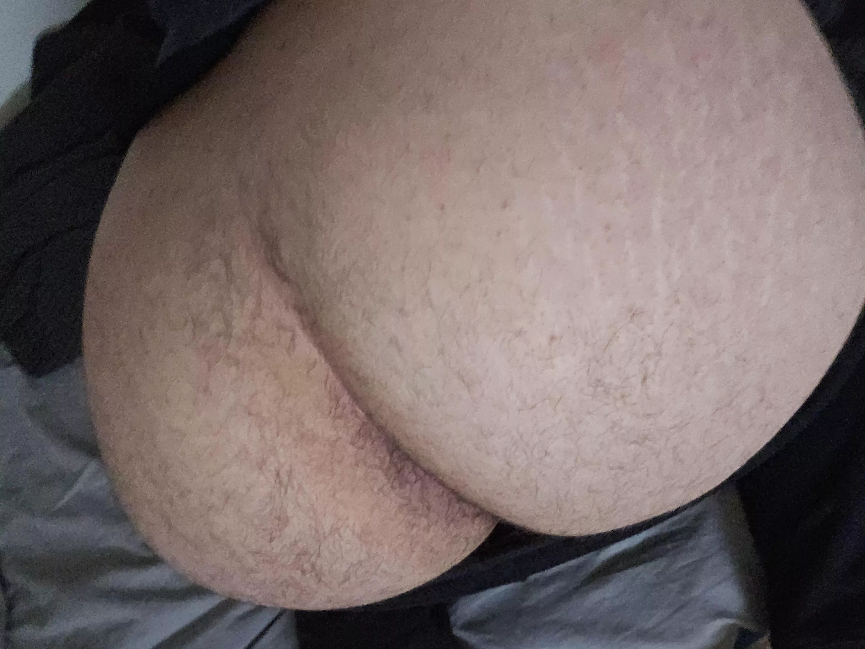 Hey tops :3 posted by VegetableBusiness569