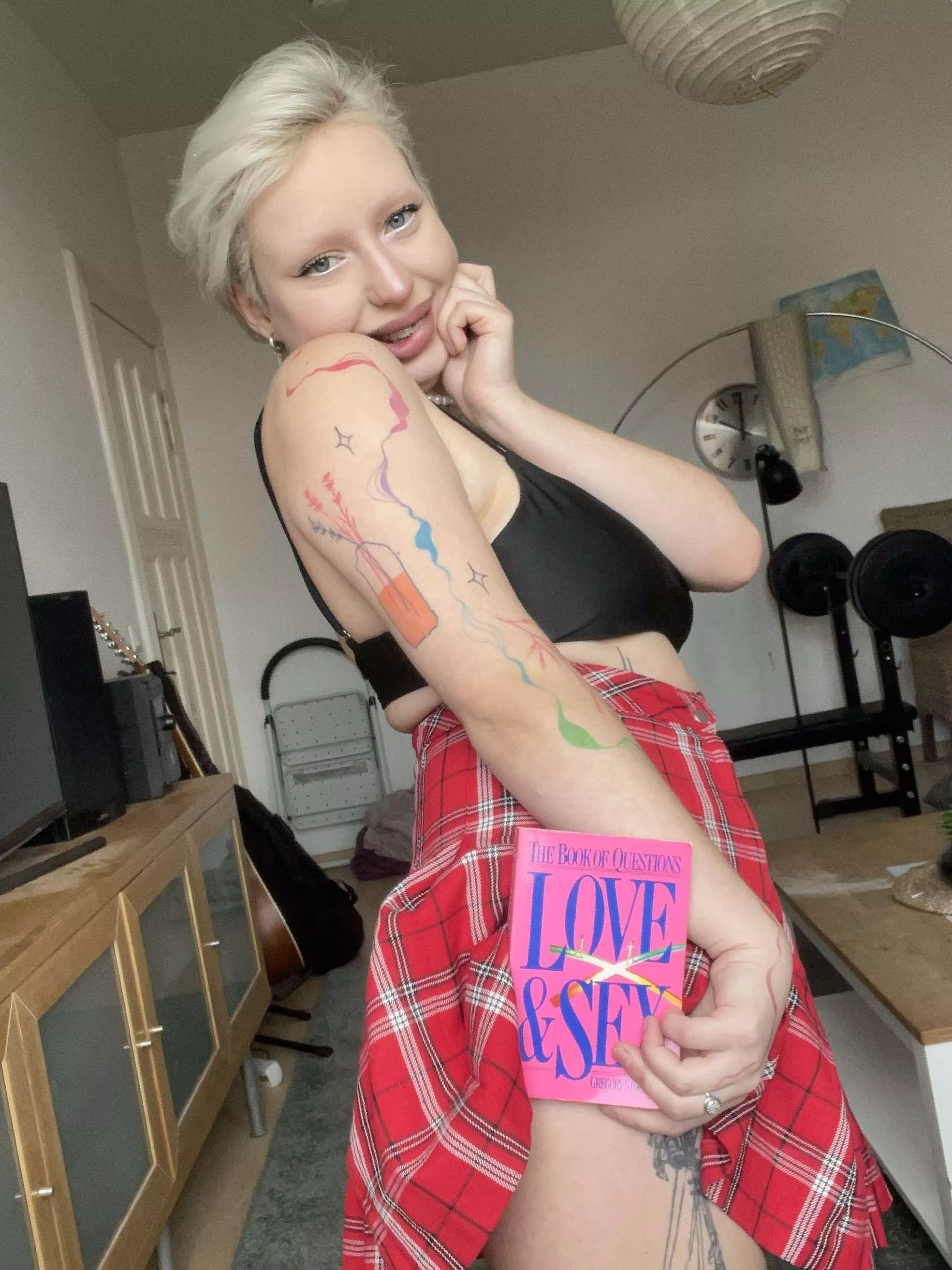 I feel so beautiful in this skirt posted by Taperedbonding127